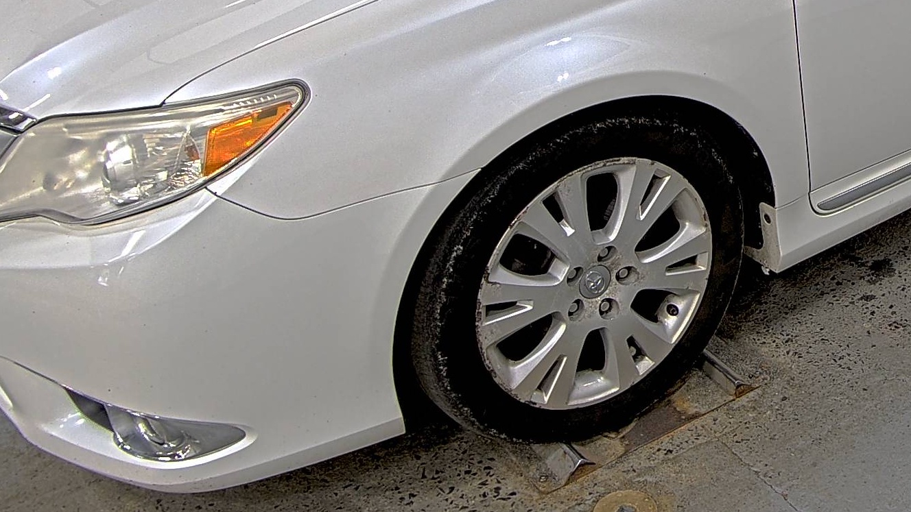 2011 Toyota Avalon Base FWD