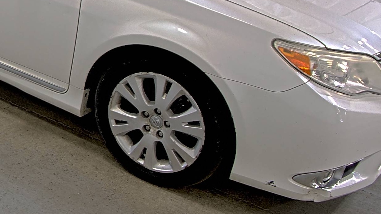 2011 Toyota Avalon Base FWD