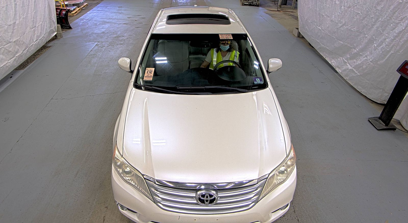 2011 Toyota Avalon Base FWD