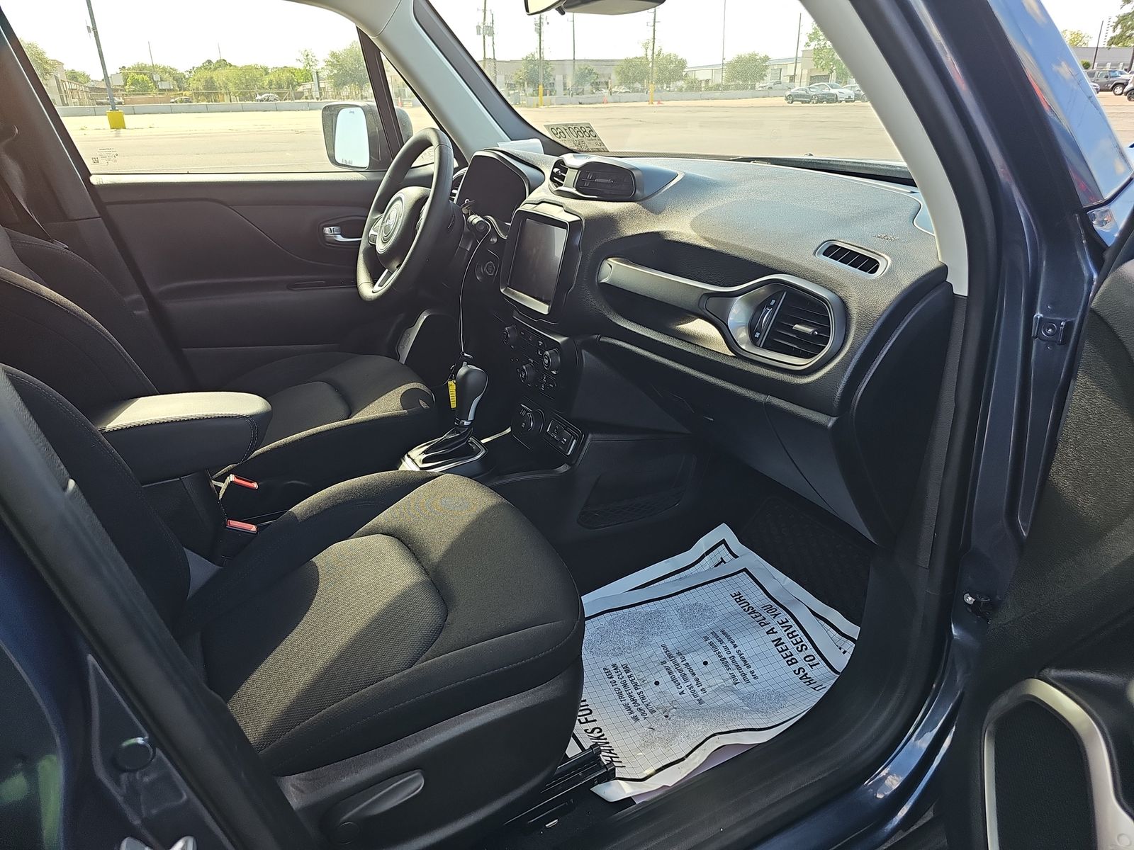 2023 Jeep Renegade Latitude AWD