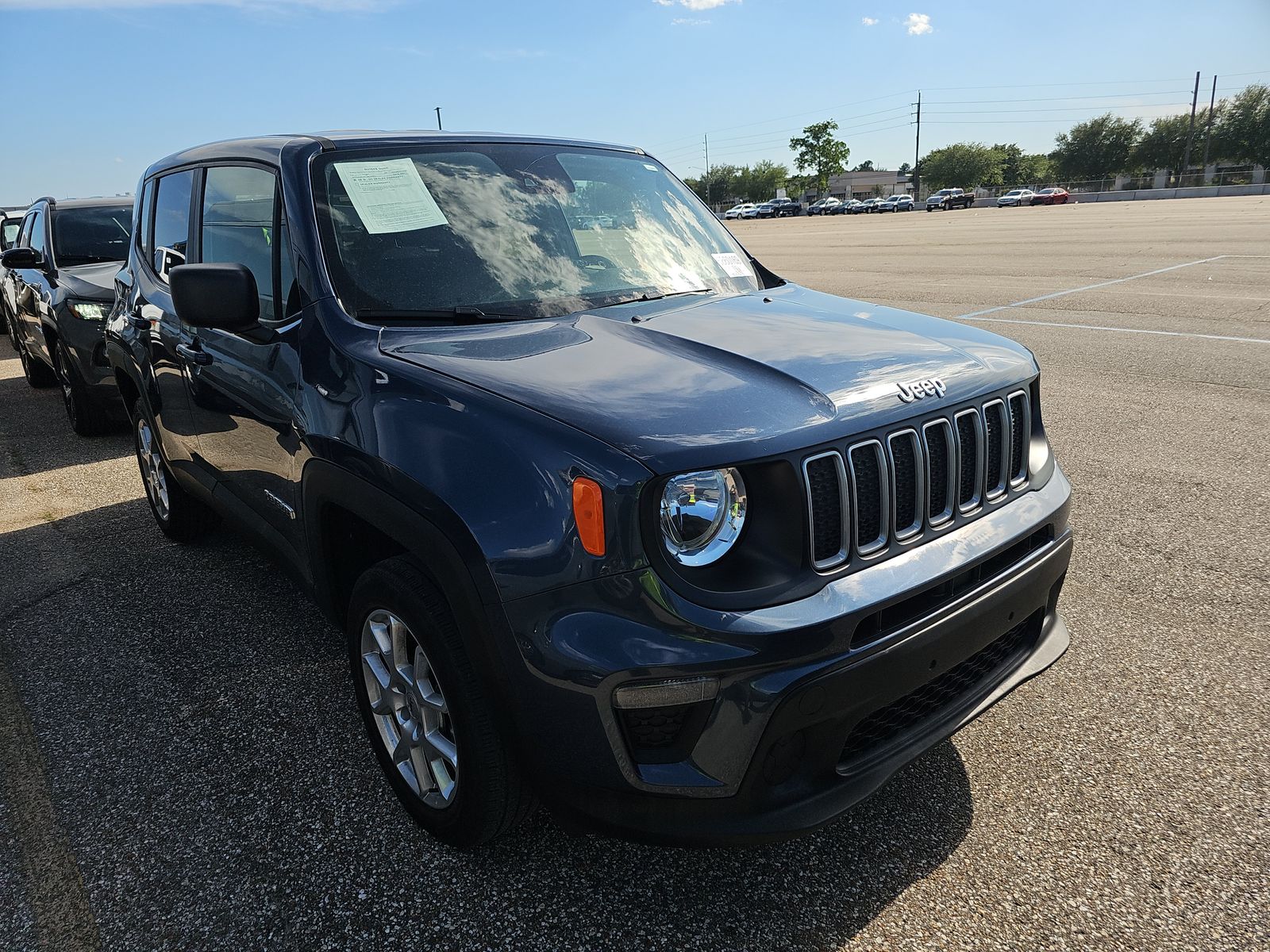 2023 Jeep Renegade Latitude AWD