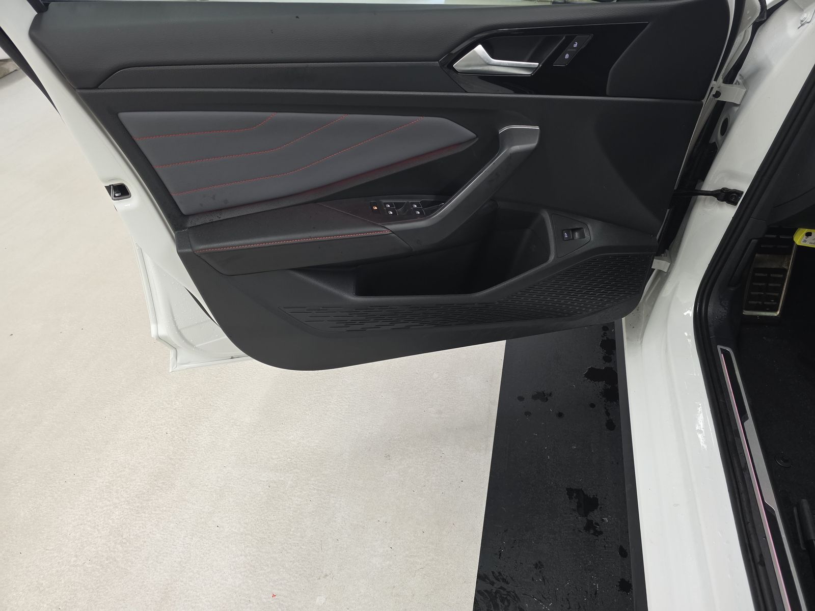 2025 Volkswagen Jetta 2.0T GLI Autobahn FWD
