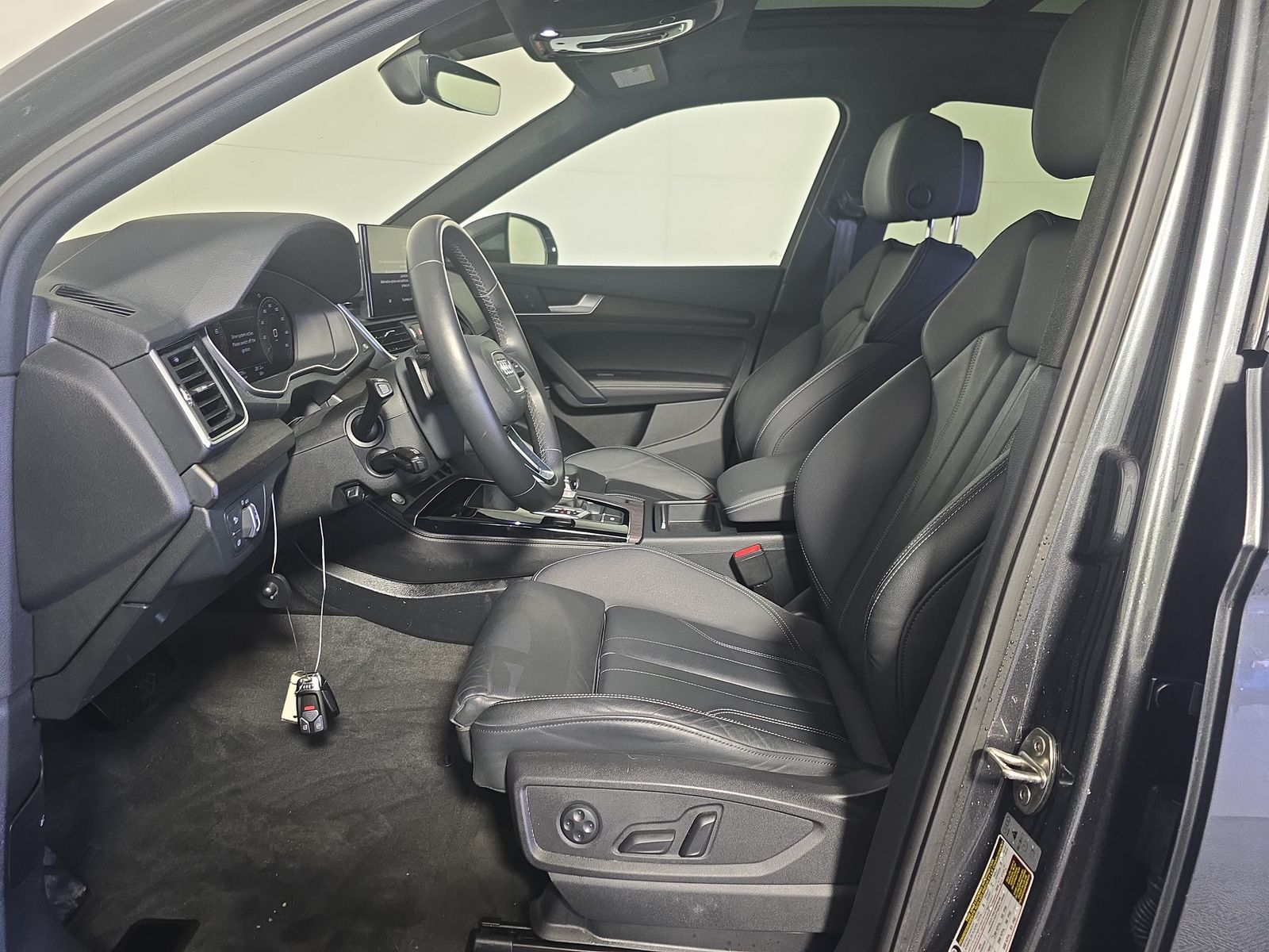 2022 Audi Q5 S line Premium Plus AWD