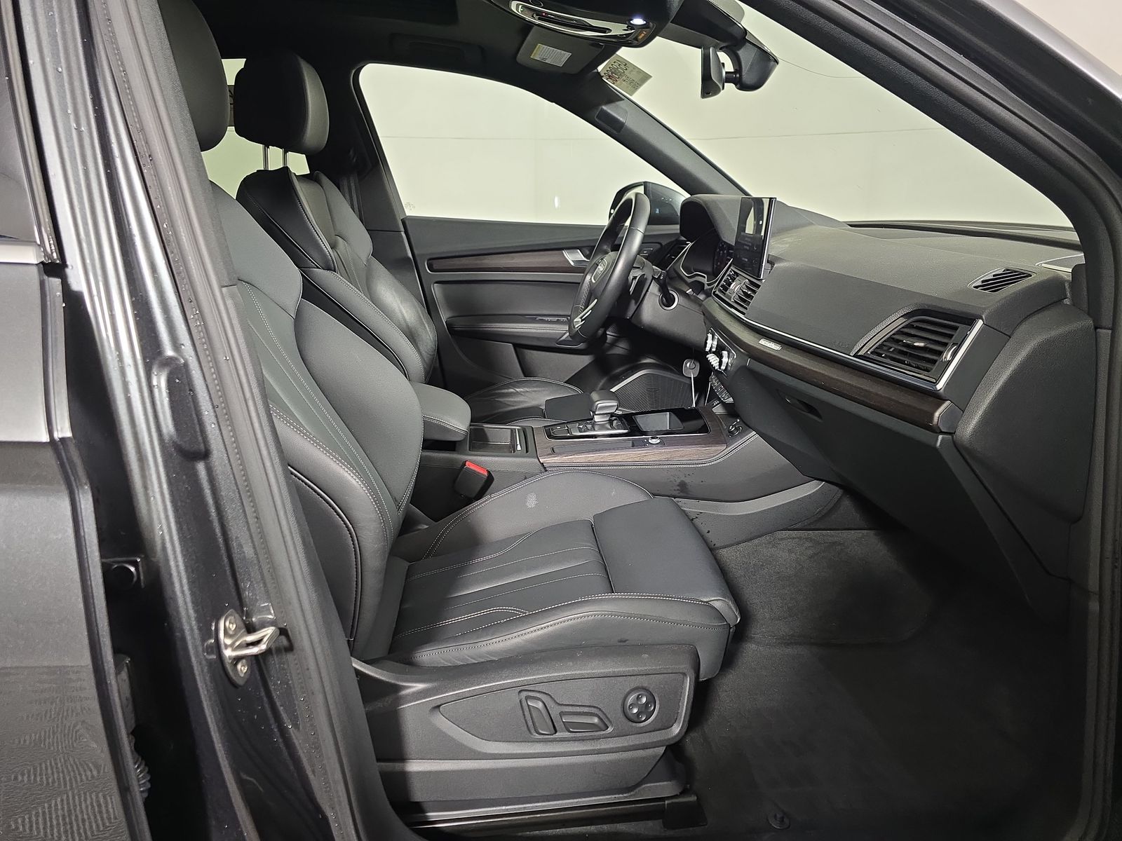 2022 Audi Q5 S line Premium Plus AWD