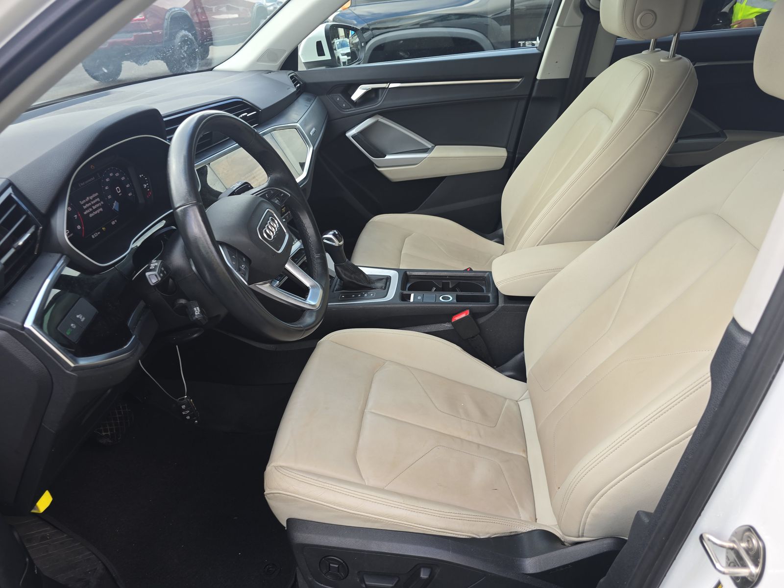 2023 Audi Q3 S line Premium AWD