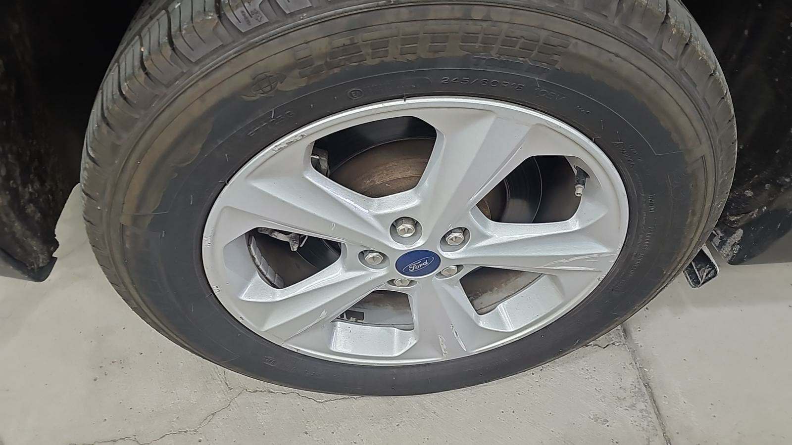 2022 Ford Edge SE AWD