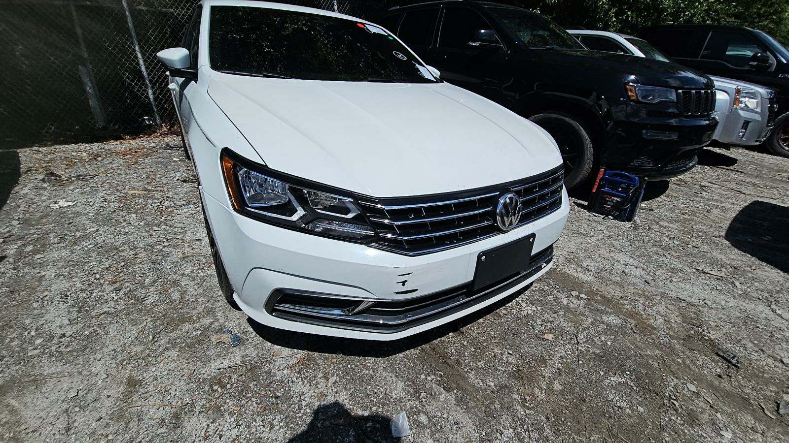 2019 Volkswagen Passat 2.0T Wolfsburg Edition FWD