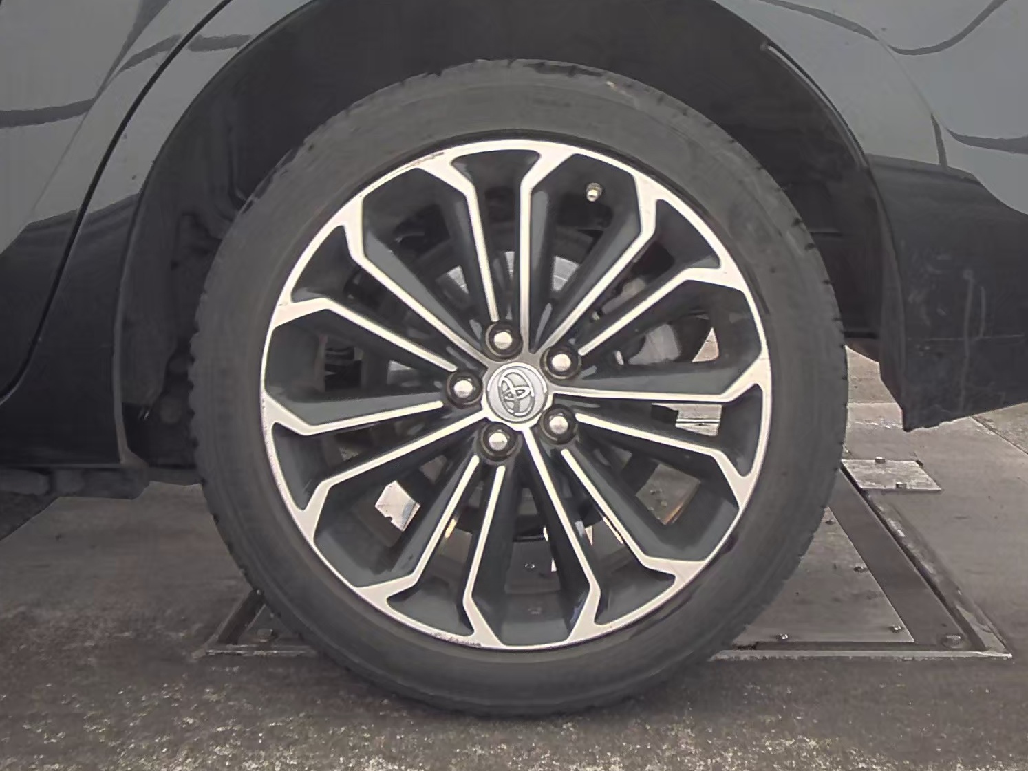 2015 Toyota Corolla S Plus FWD
