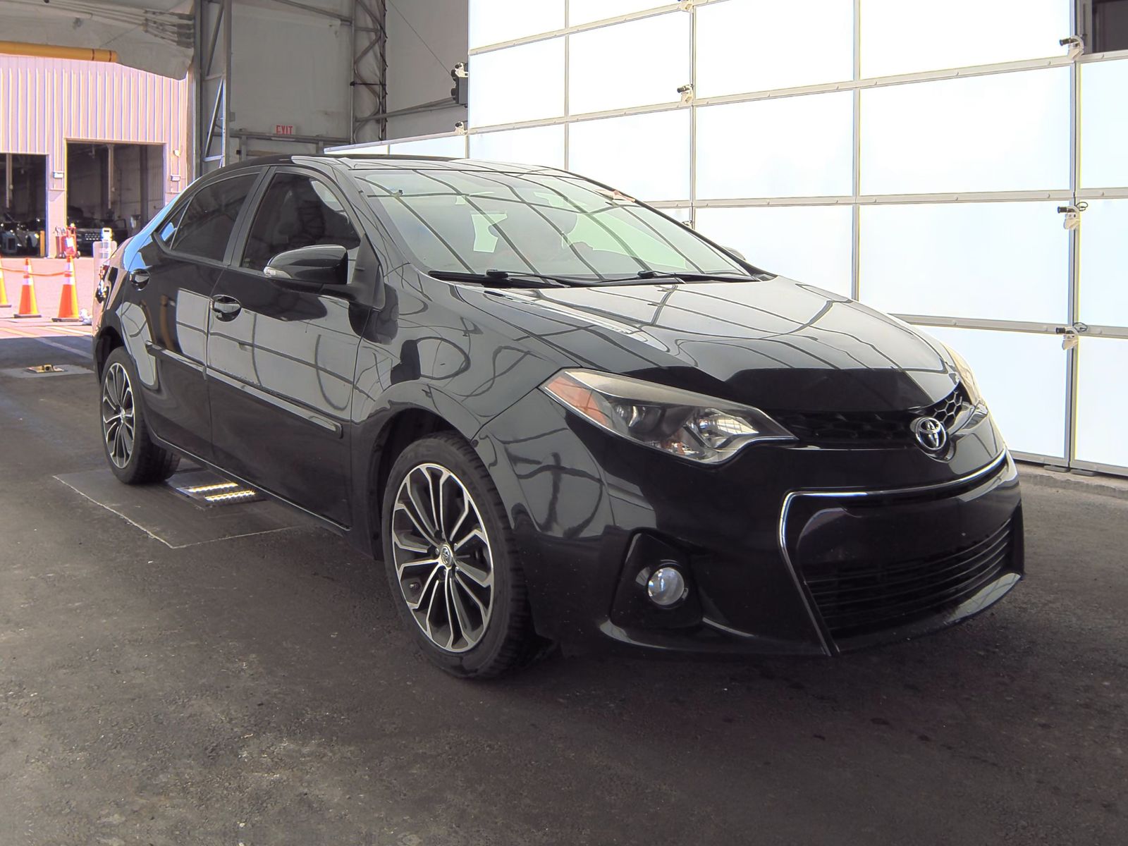 2015 Toyota Corolla S Plus FWD