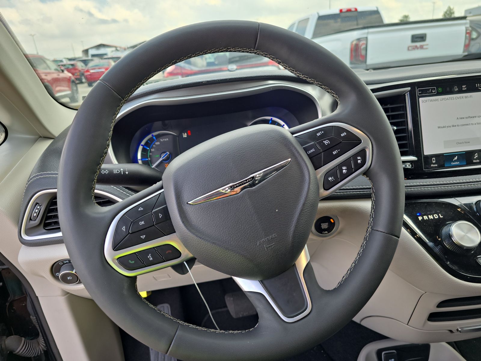 2023 Chrysler Pacifica Hybrid Touring L FWD