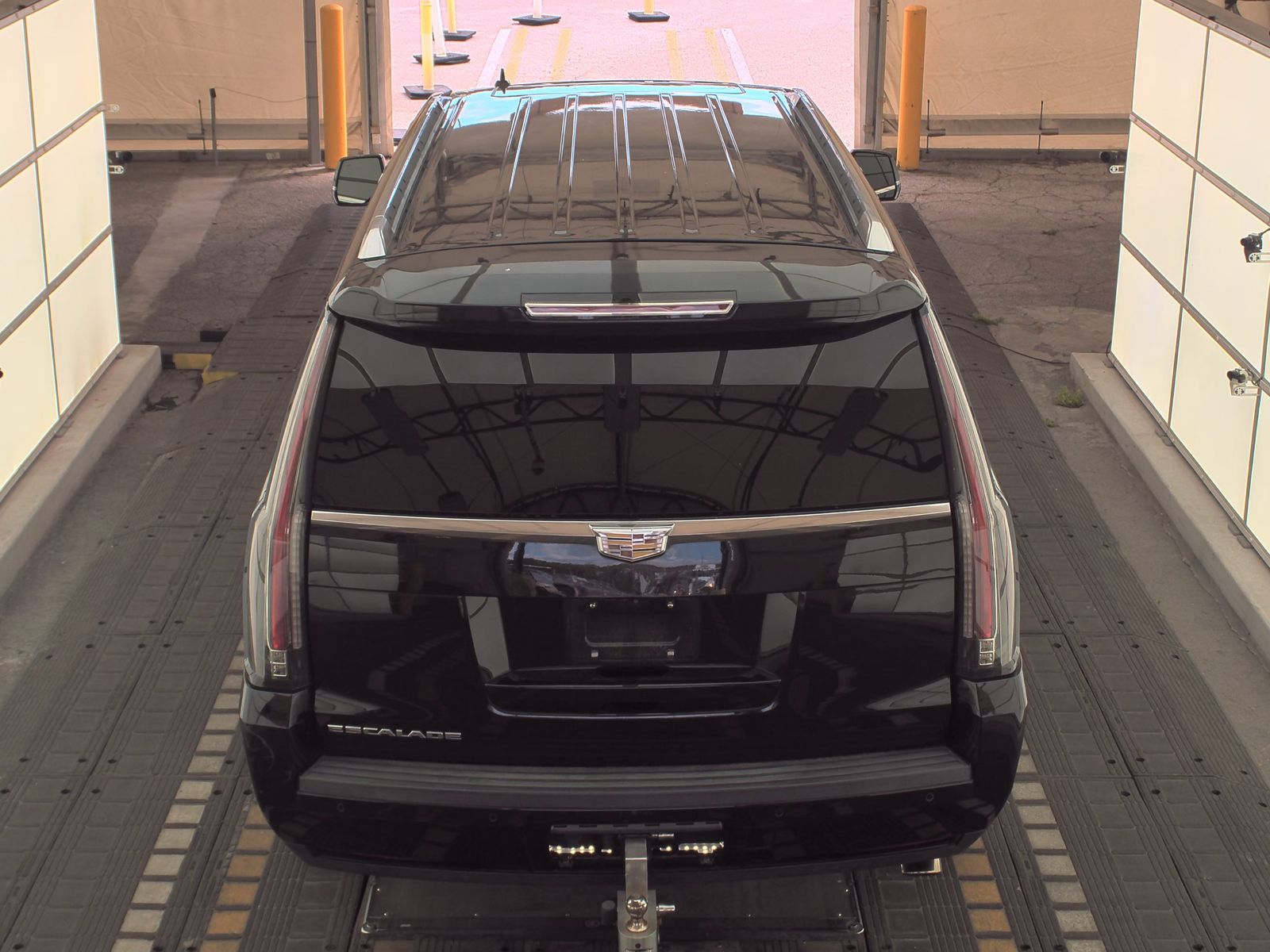2018 Cadillac Escalade ESV Platinum AWD