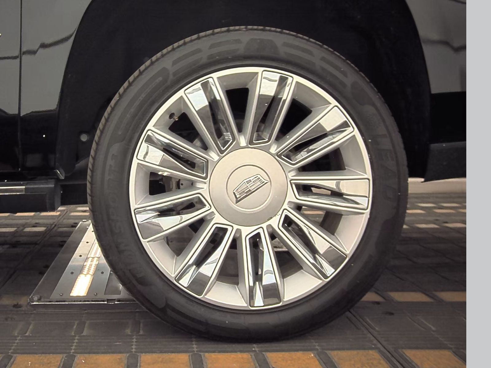 2018 Cadillac Escalade ESV Platinum AWD