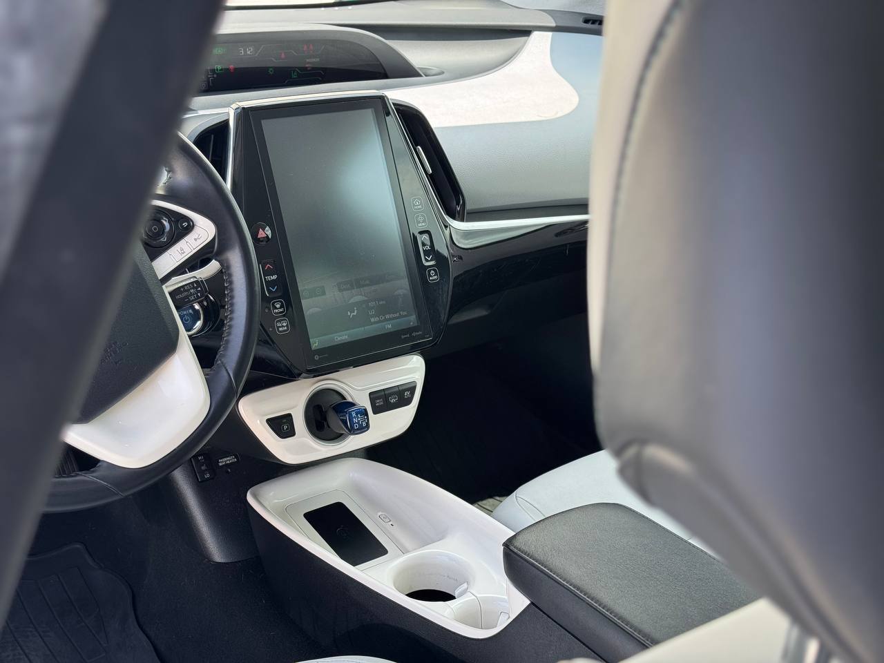2017 Toyota Prius Prime Premium FWD