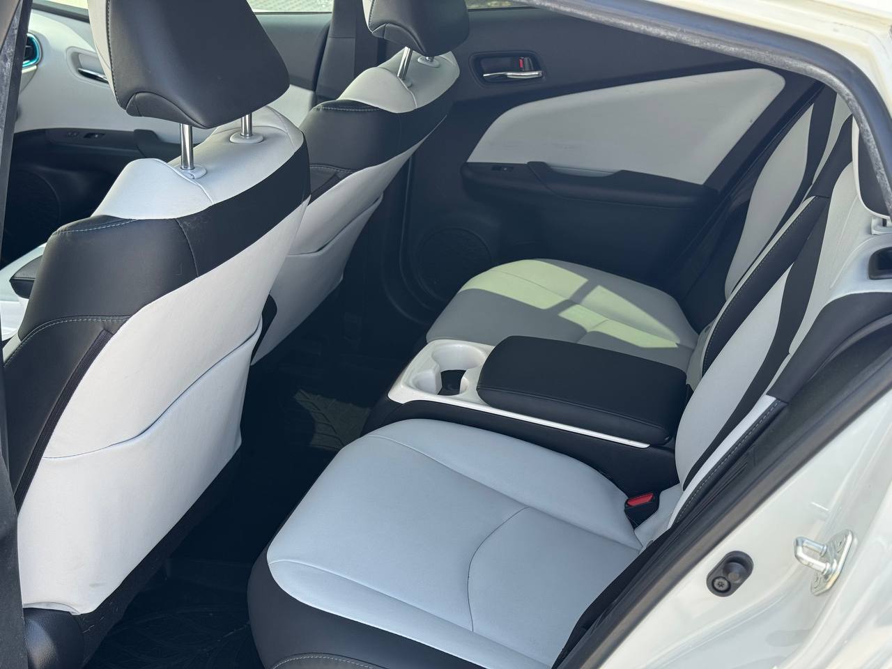 2017 Toyota Prius Prime Premium FWD