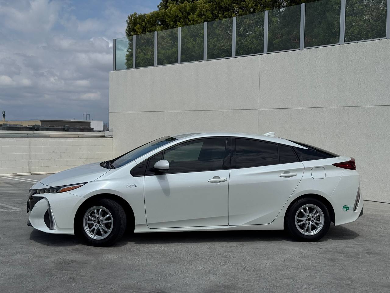 2017 Toyota Prius Prime Premium FWD