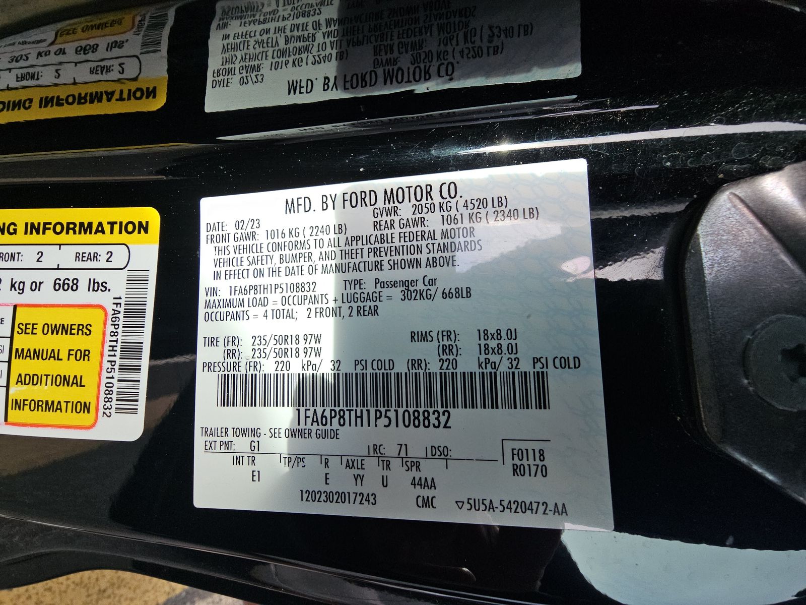2023 Ford Mustang EcoBoost Premium RWD