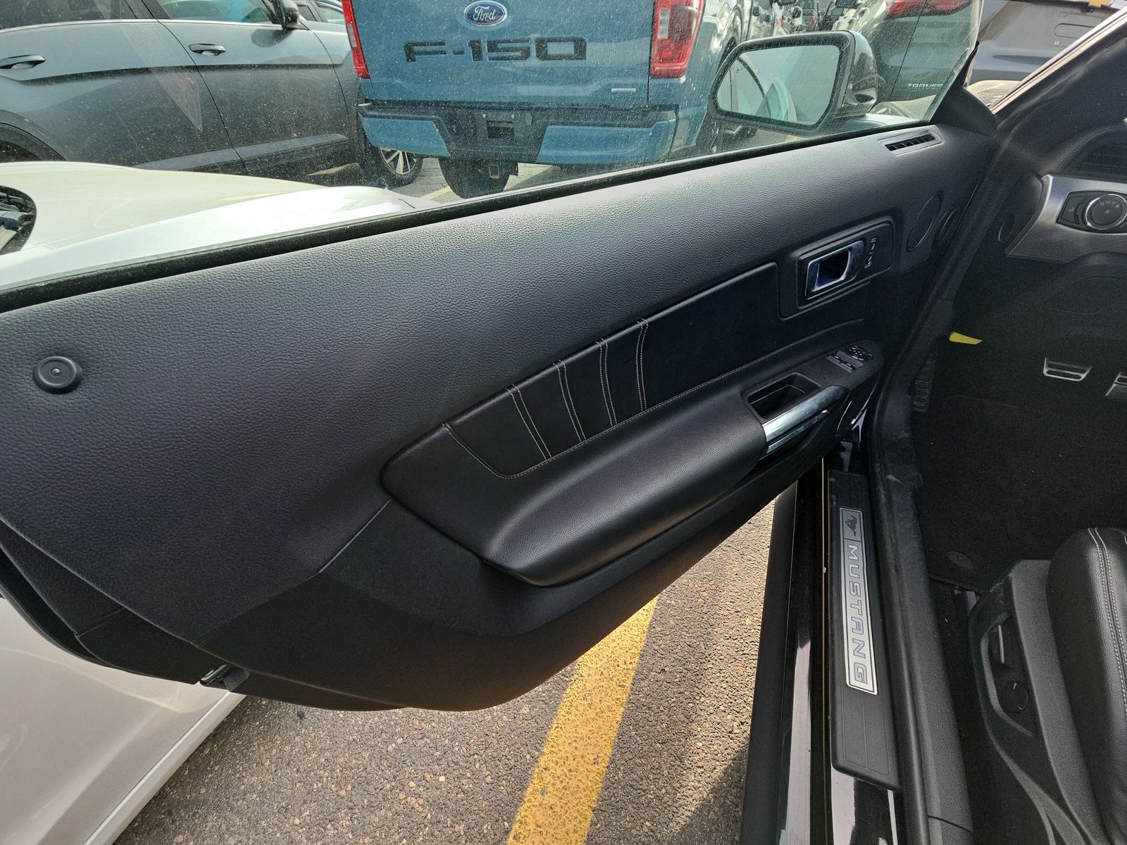 2023 Ford Mustang EcoBoost Premium RWD