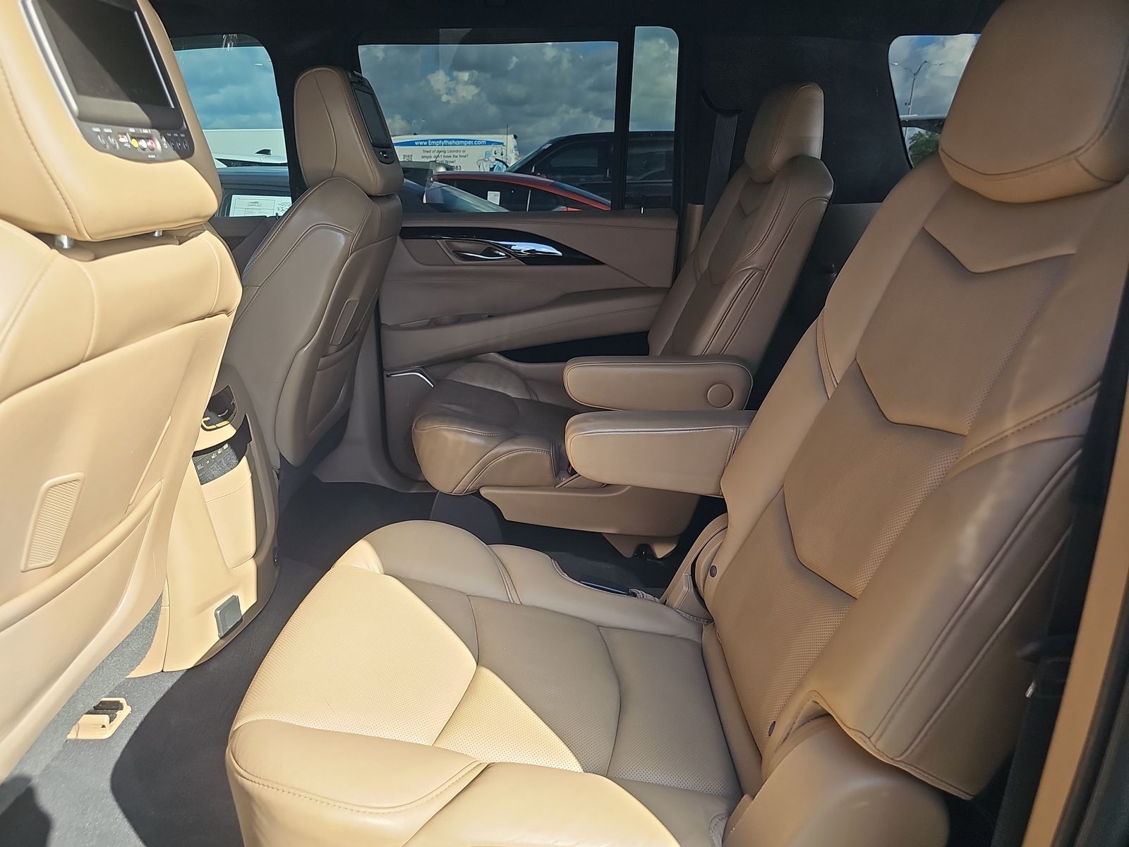 2018 Cadillac Escalade ESV Platinum AWD