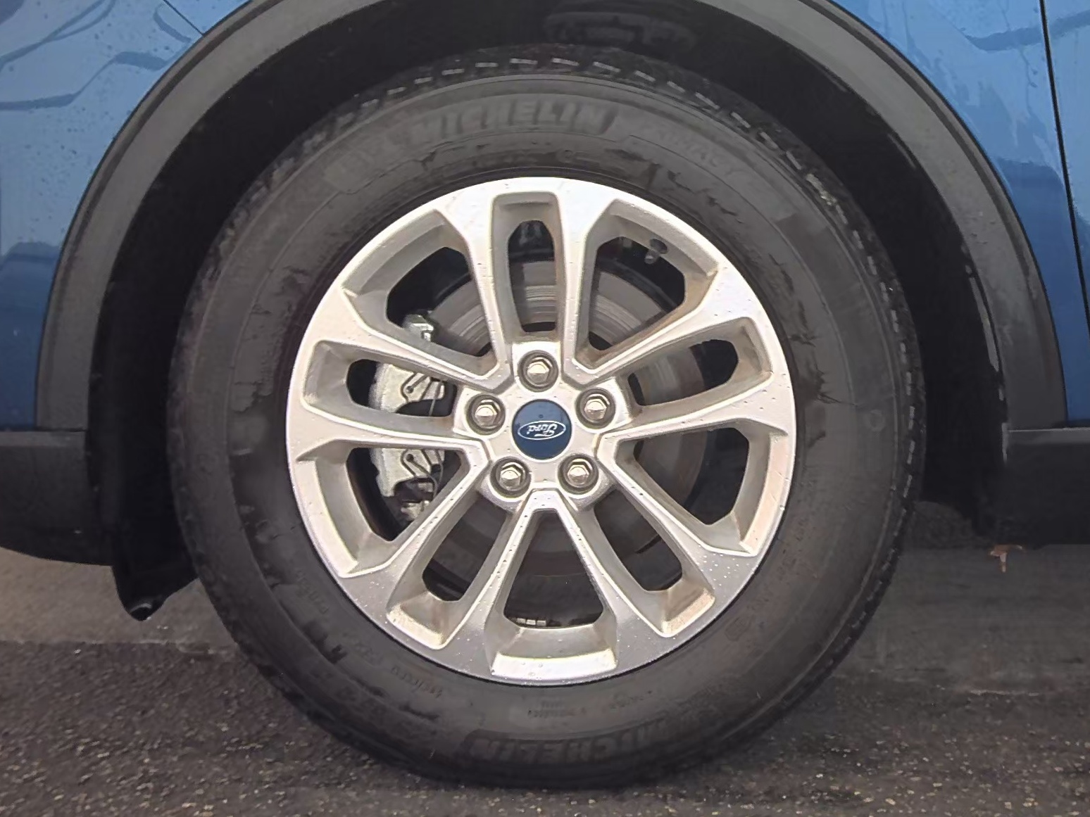 2022 Ford Escape SE FWD