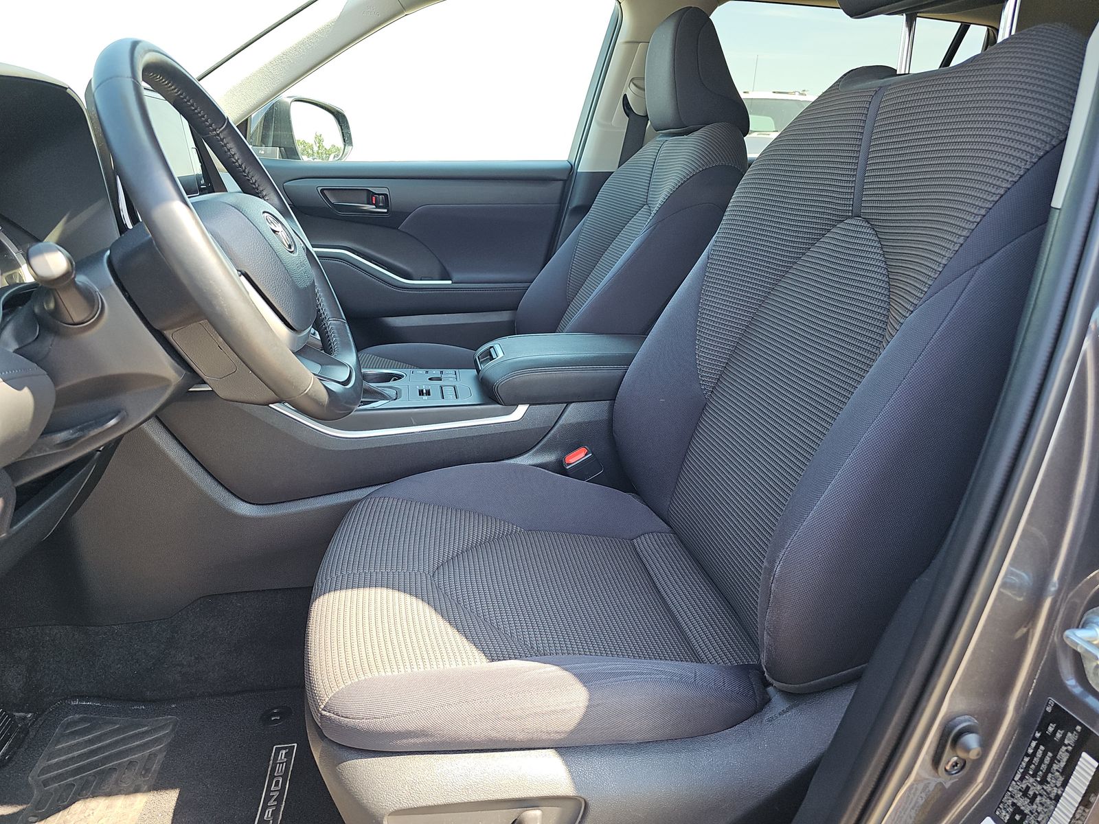 2023 Toyota Highlander LE AWD