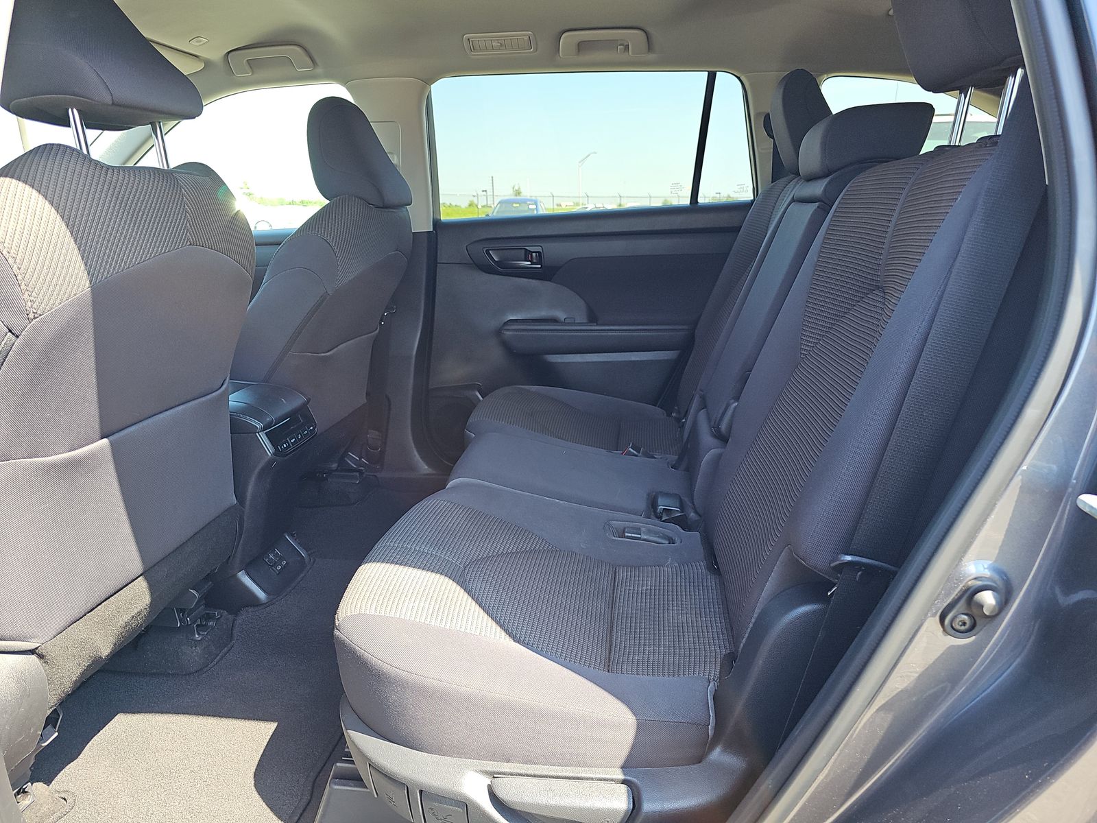 2023 Toyota Highlander LE AWD
