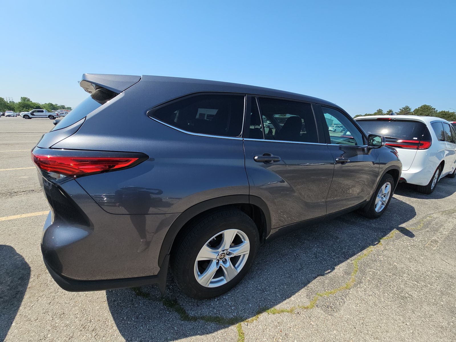 2023 Toyota Highlander LE AWD