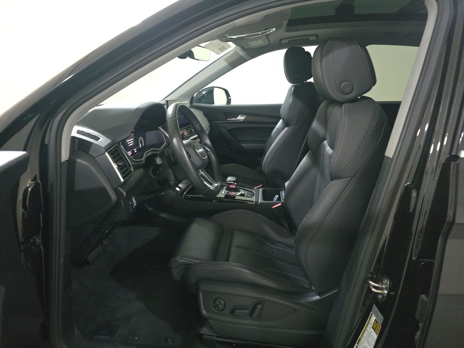 2022 Audi Q5 e Plug-In Hybrid S line Premium AWD