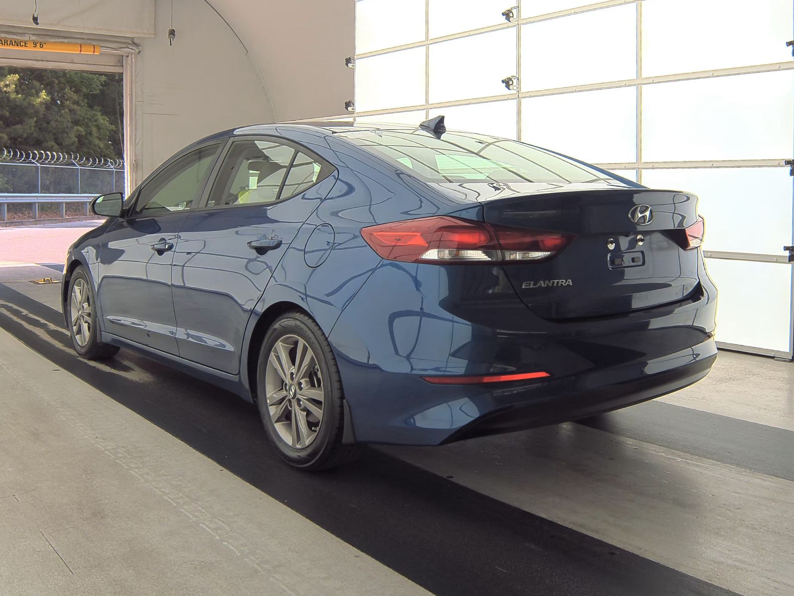 2018 Hyundai Elantra SEL FWD