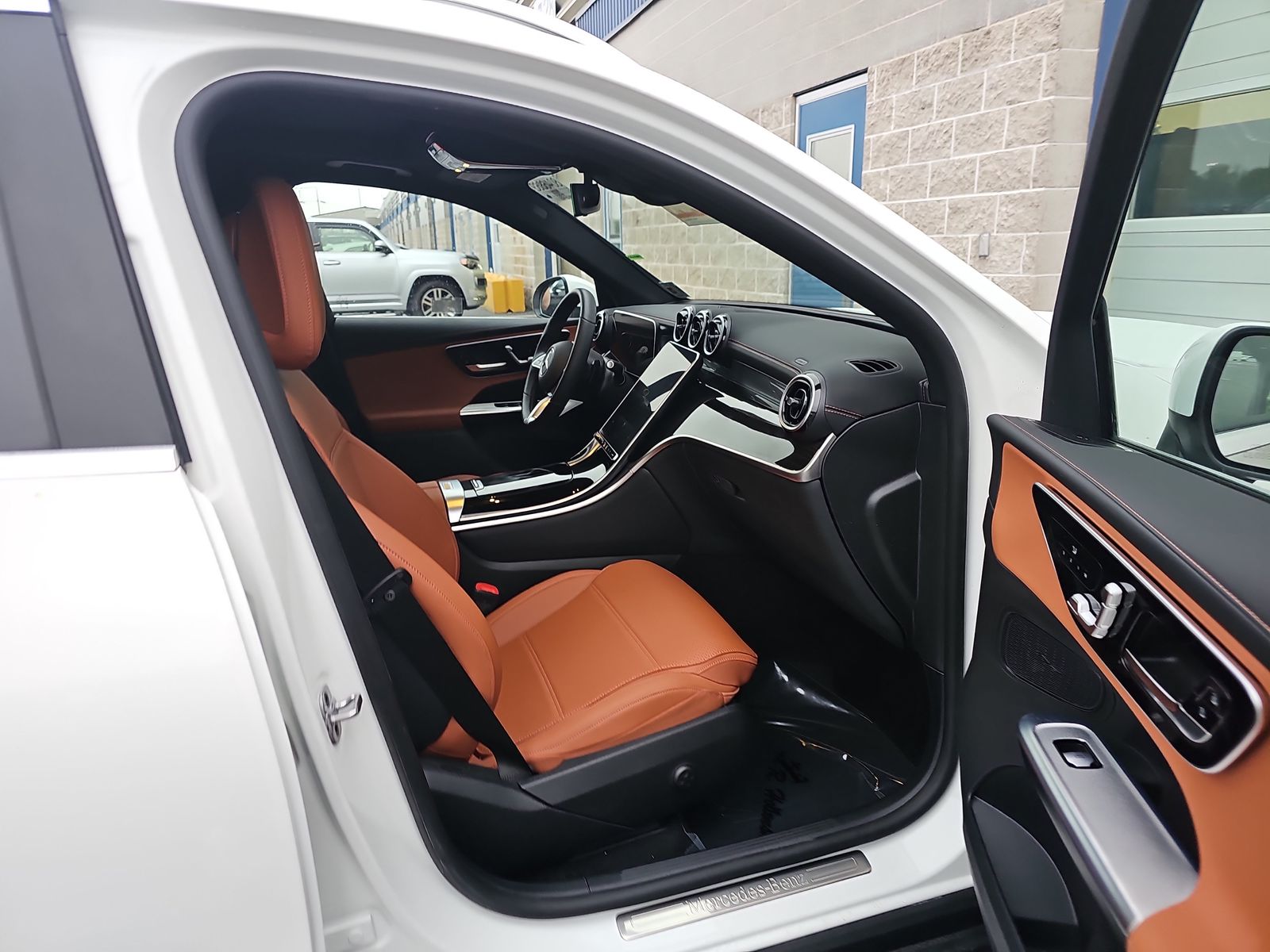2024 Mercedes-Benz GLC GLC 300 AWD