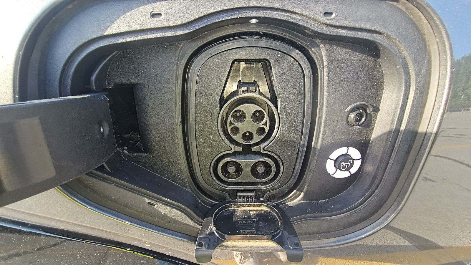 2023 Ford Mustang Mach-E Premium AWD