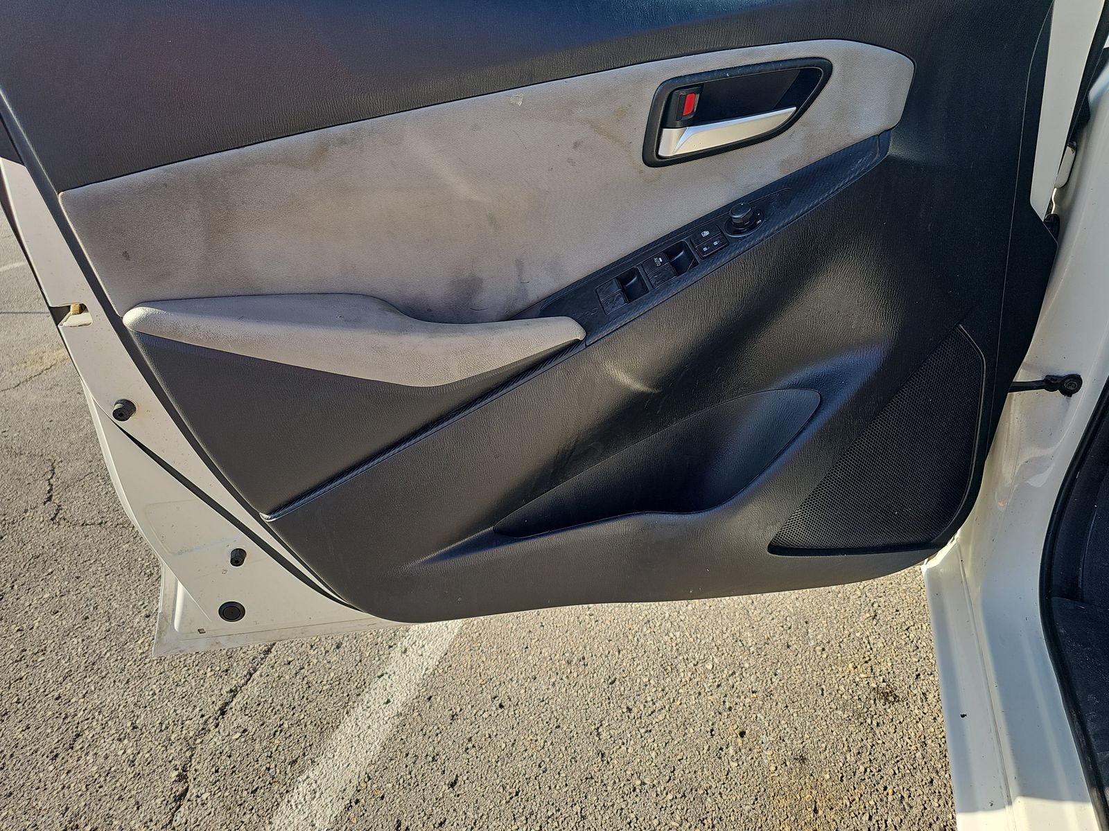 2019 Toyota Yaris LE FWD