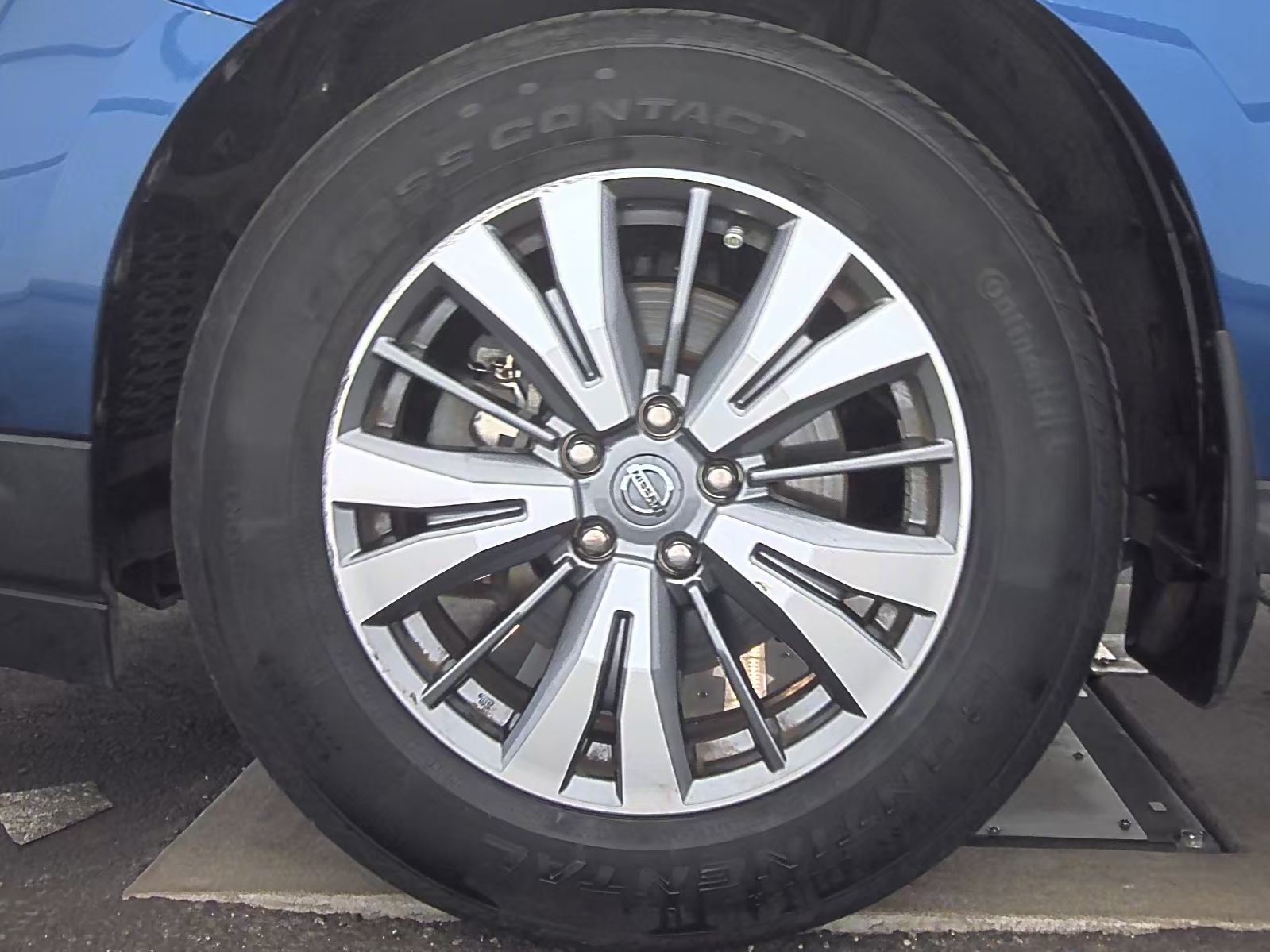 2020 Nissan Pathfinder SL FWD