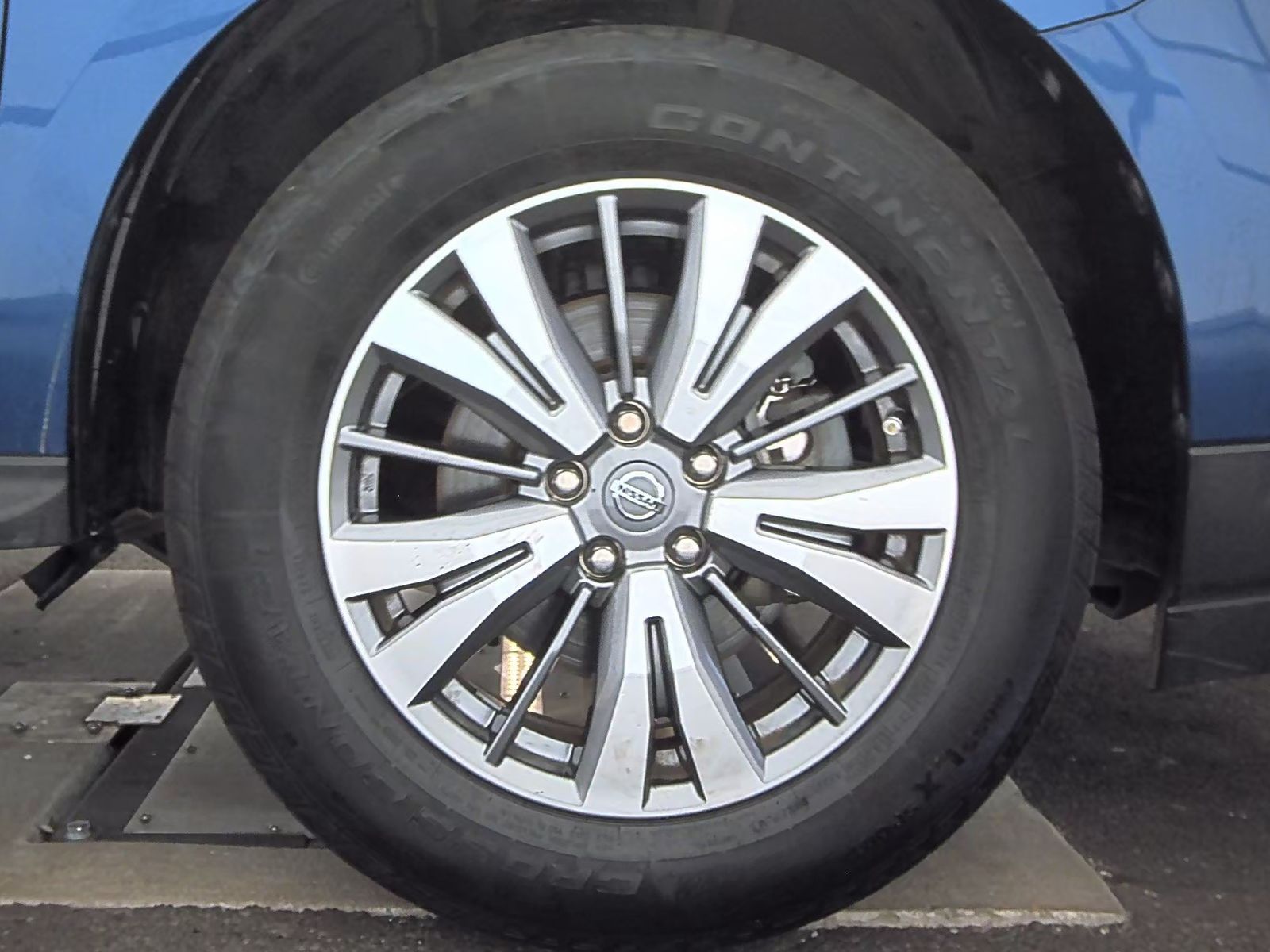 2020 Nissan Pathfinder SL FWD