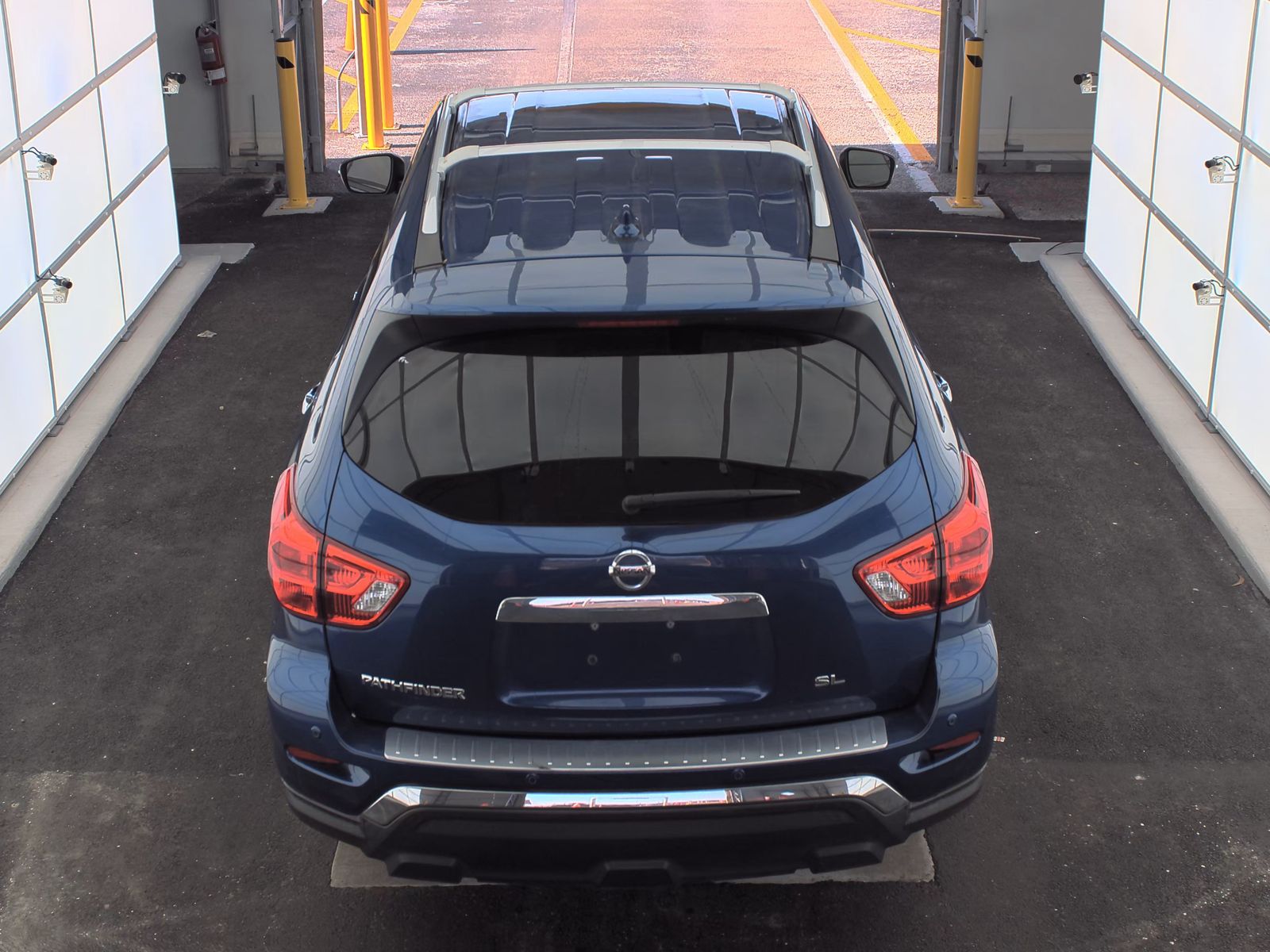 2020 Nissan Pathfinder SL FWD