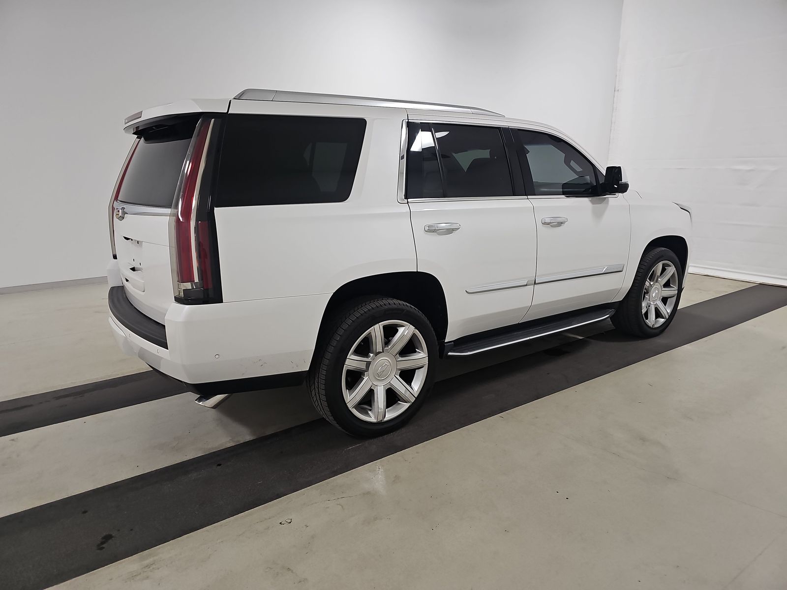 2020 Cadillac Escalade Luxury AWD