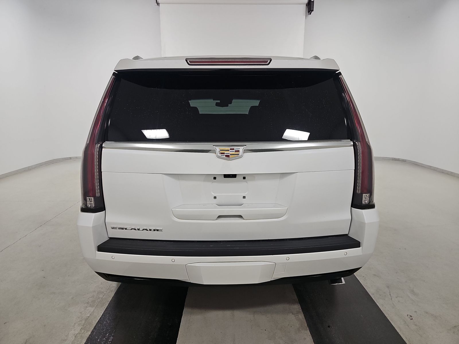 2020 Cadillac Escalade Luxury AWD