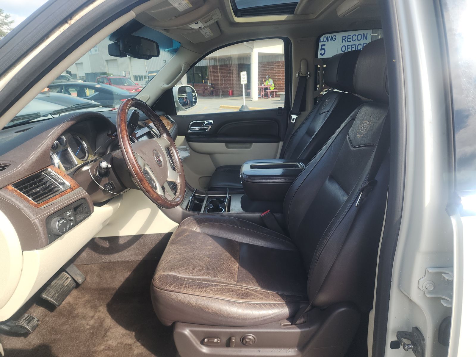 2014 Cadillac Escalade Platinum AWD
