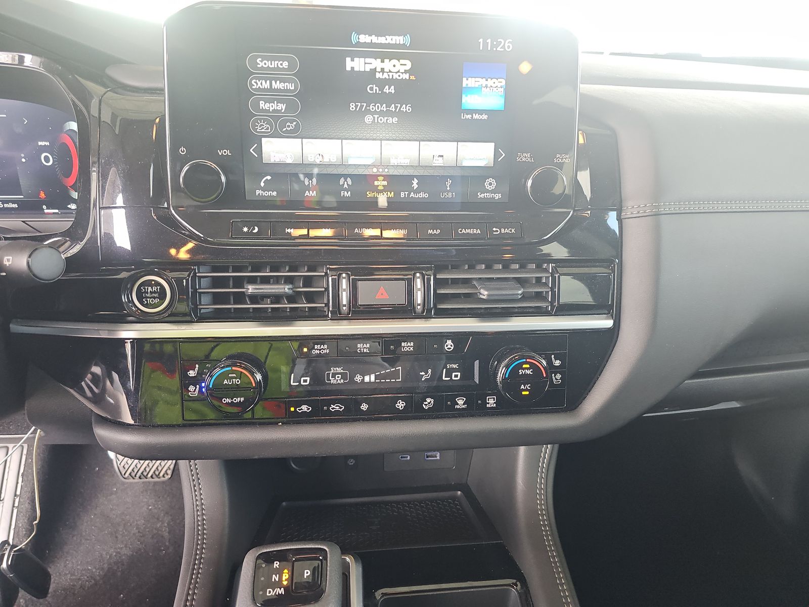 2024 Nissan Pathfinder Platinum FWD