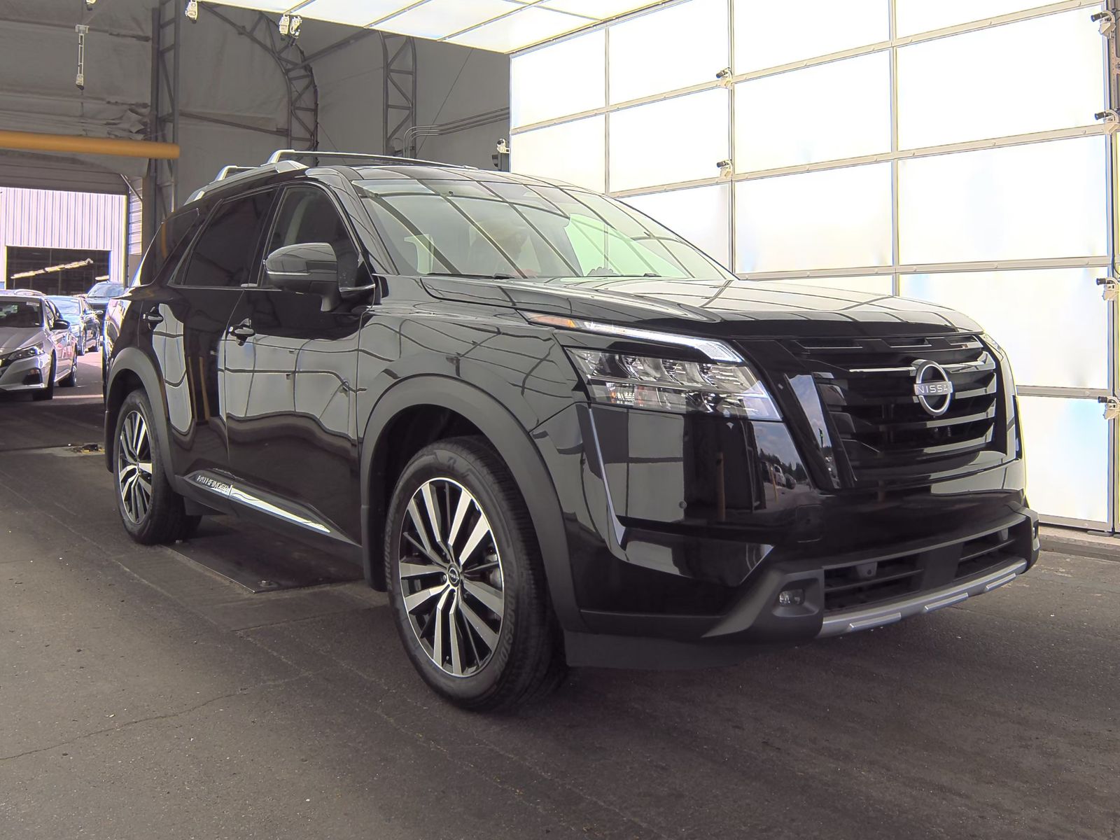 2024 Nissan Pathfinder Platinum FWD