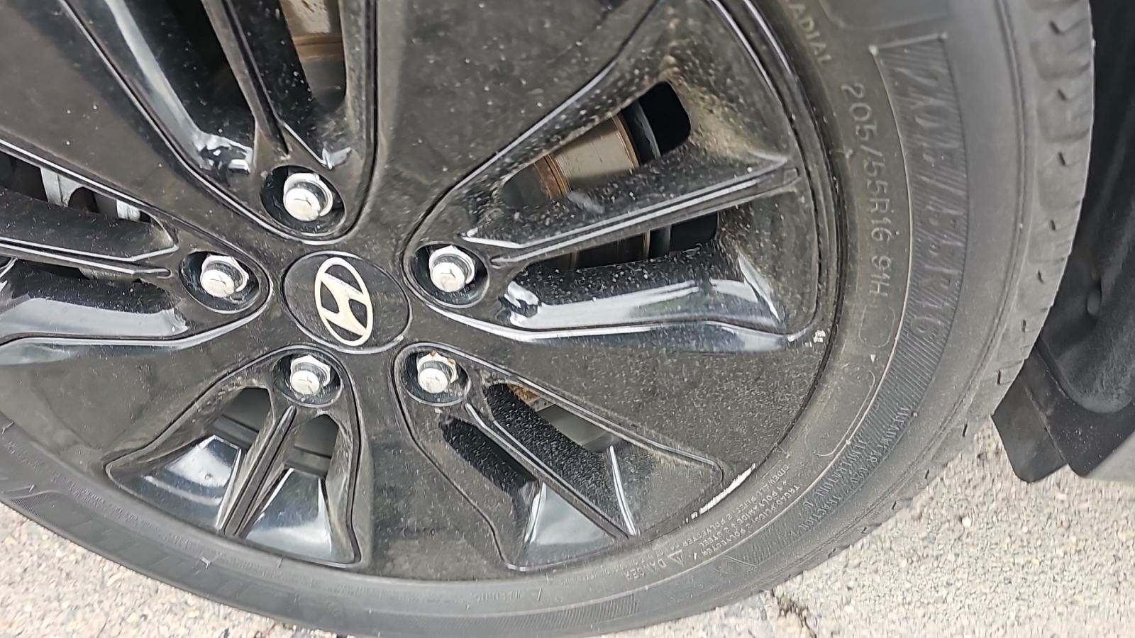 2019 Hyundai Ioniq Plug-In Hybrid Limited FWD