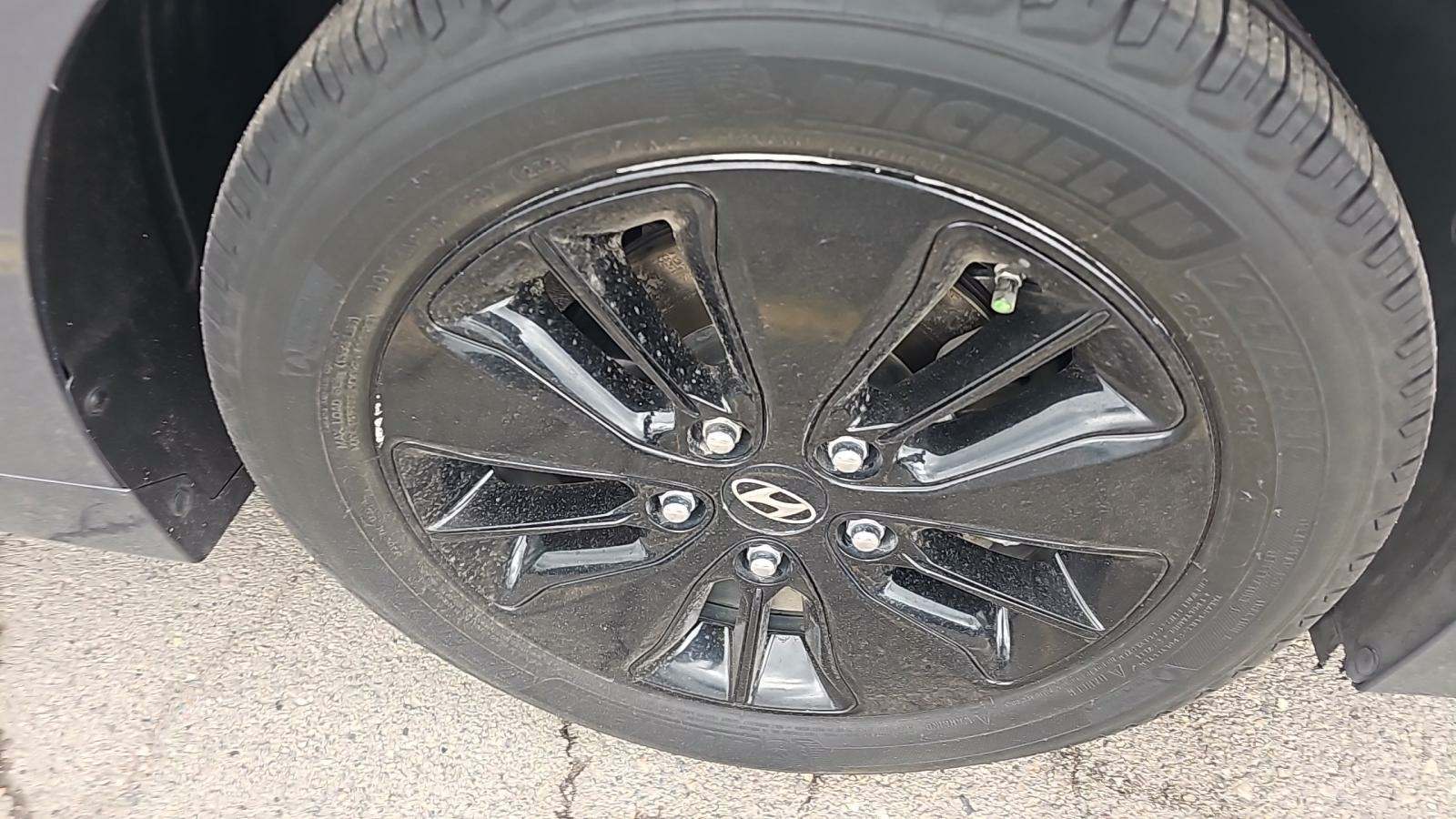 2019 Hyundai Ioniq Plug-In Hybrid Limited FWD