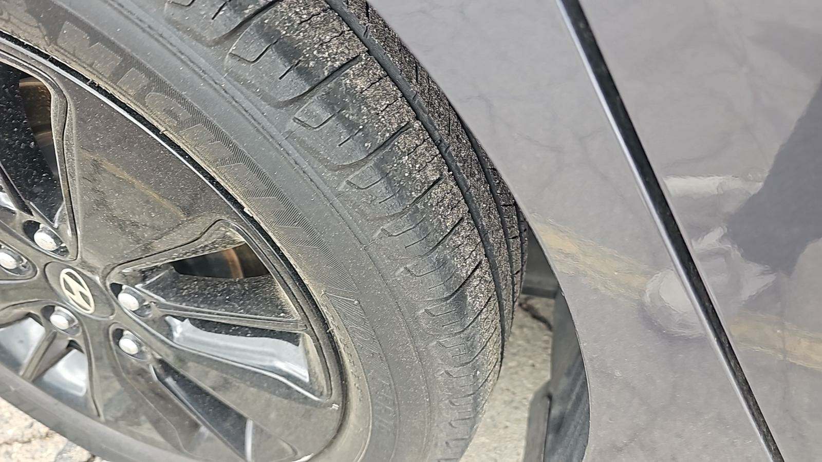 2019 Hyundai Ioniq Plug-In Hybrid Limited FWD