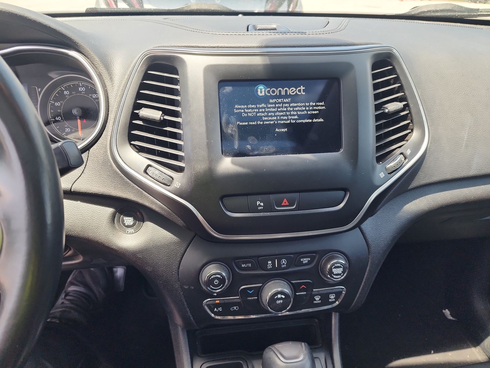2019 Jeep Cherokee Latitude Plus FWD