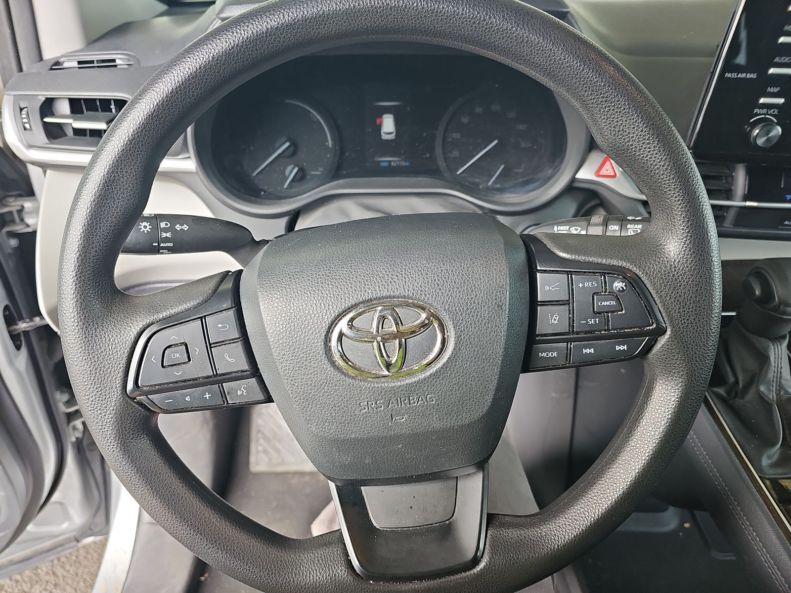 2023 Toyota Sienna LE AWD