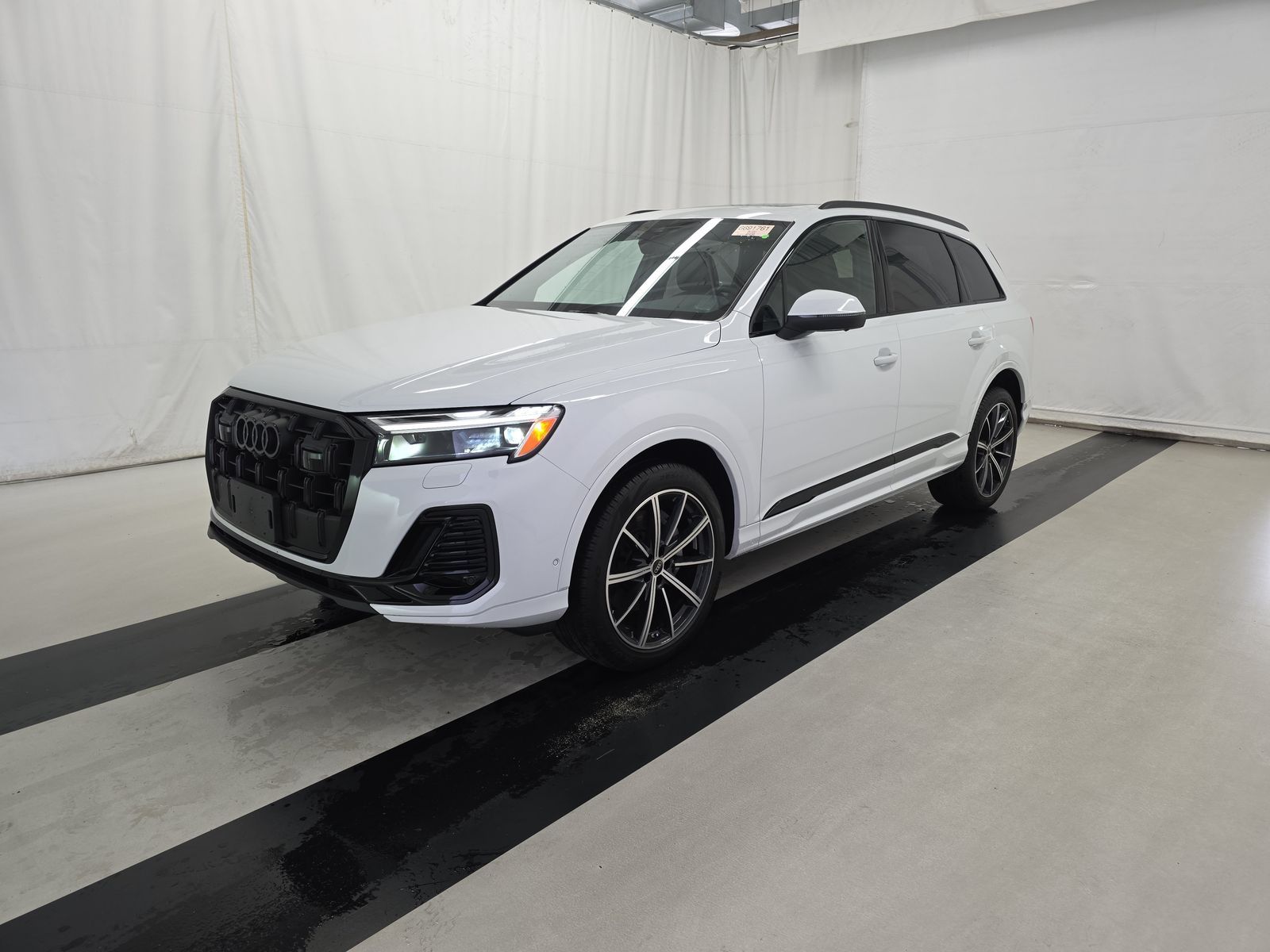 2025 Audi Q7 Premium Plus AWD