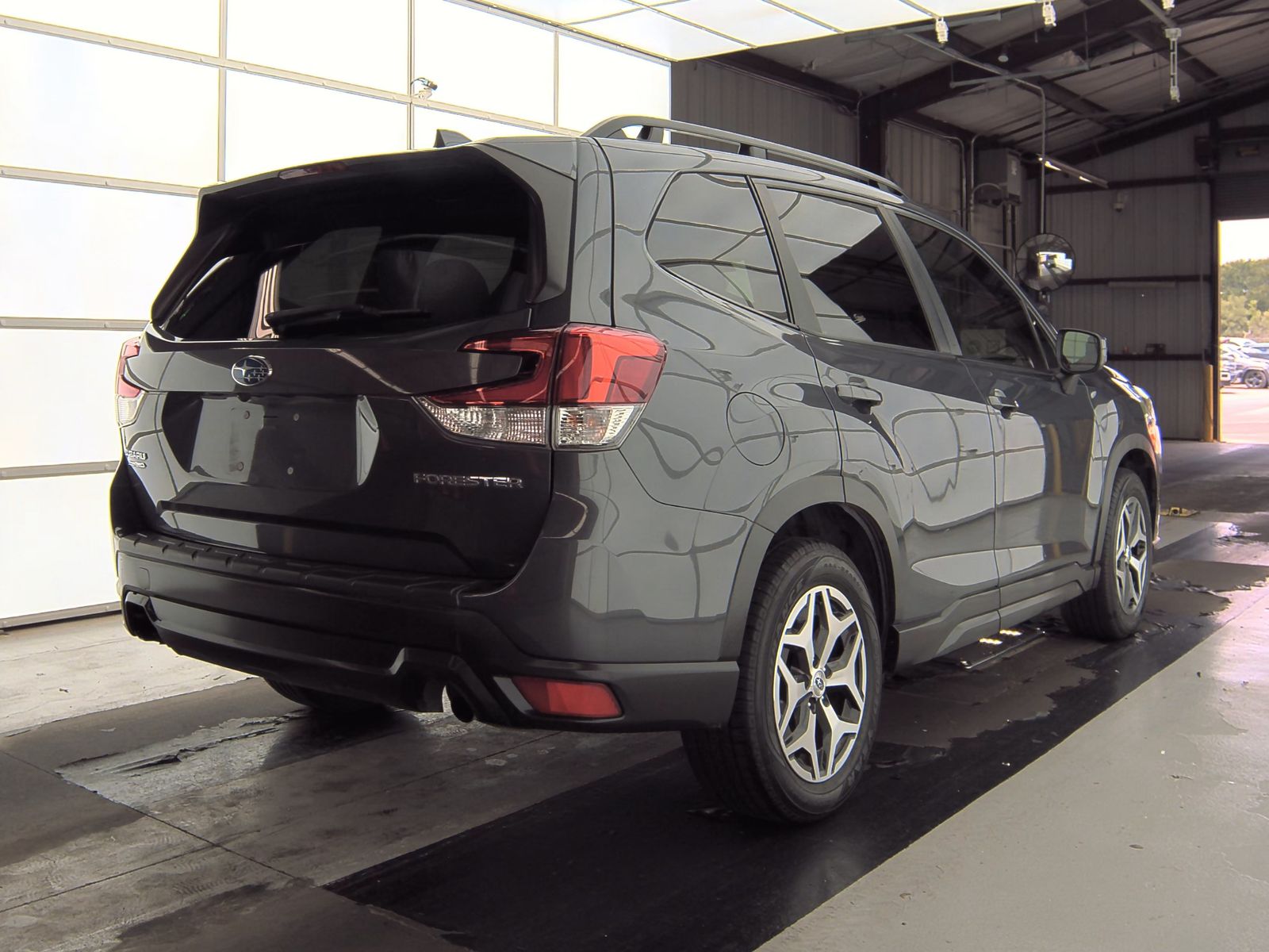 2022 Subaru Forester Premium AWD