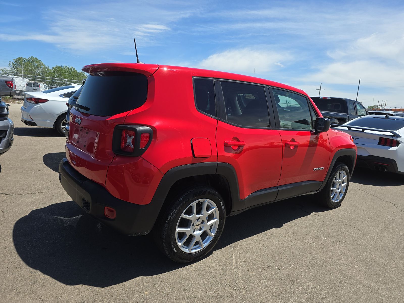 2023 Jeep Renegade Latitude AWD