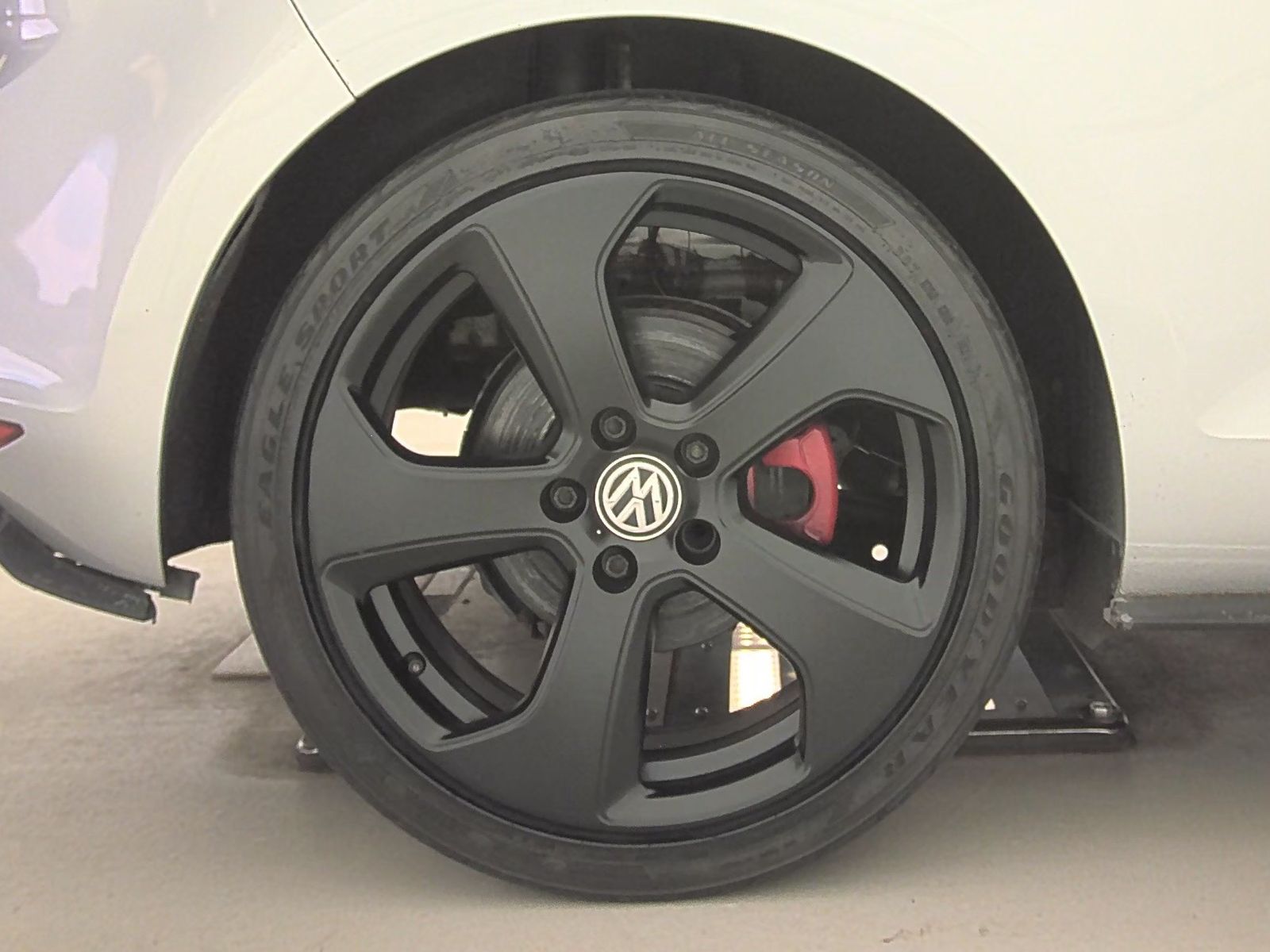 2015 Volkswagen Golf GTI 2.0T S FWD