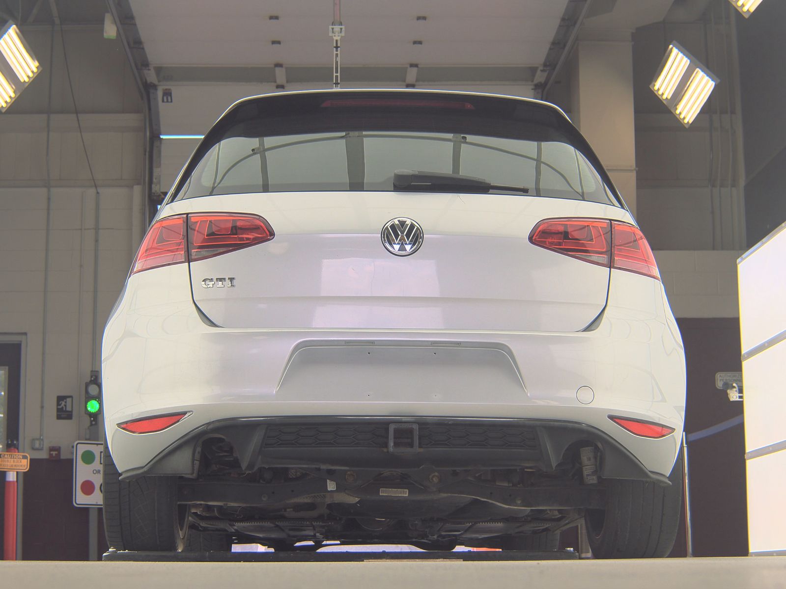 2015 Volkswagen Golf GTI 2.0T S FWD