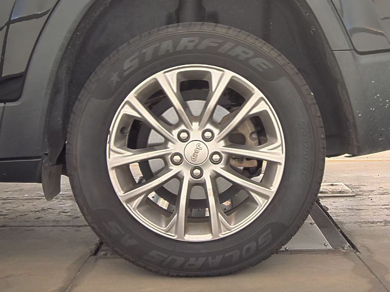 2019 Jeep Cherokee Latitude Plus FWD